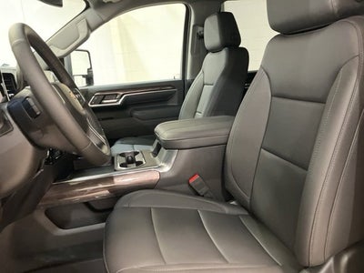 2025 Chevrolet Silverado 3500 HD LTZ