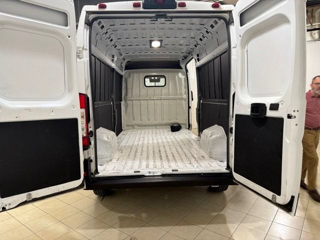2025 RAM ProMaster Cargo Van Tradesman