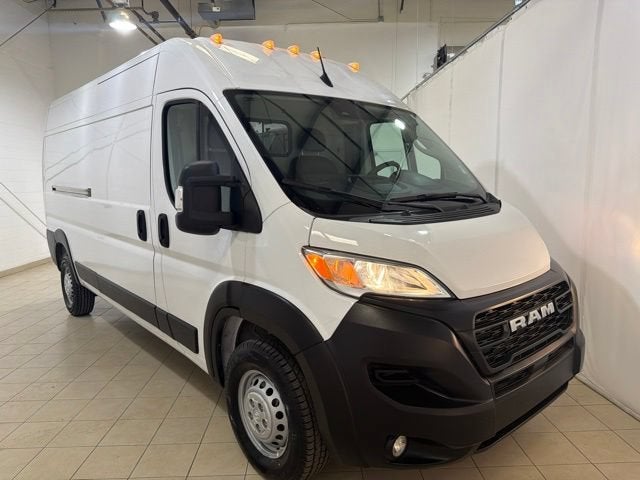 2025 RAM ProMaster Cargo Van Tradesman