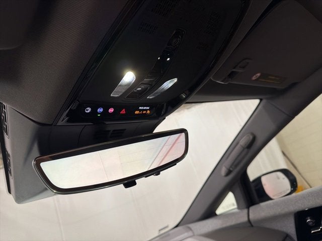 2025 Cadillac OPTIQ Luxury 2