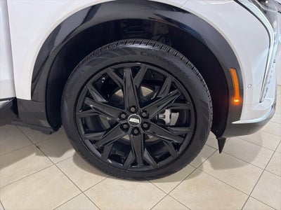 2025 Cadillac OPTIQ Luxury 2