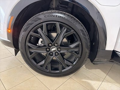 2025 Cadillac OPTIQ Luxury 2