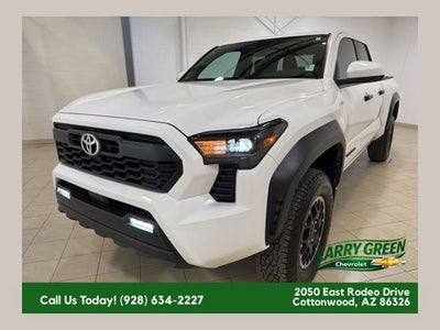 2024 Toyota Tacoma 4WD SR5