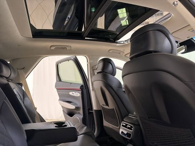 2026 Genesis Electrified GV70 Prestige 20"