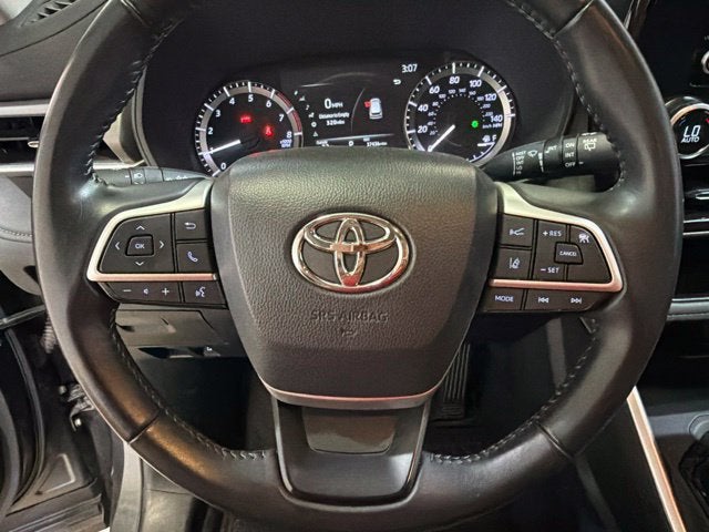 2025 Toyota Highlander LE