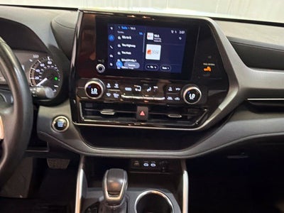 2025 Toyota Highlander LE