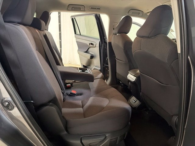 2025 Toyota Highlander LE