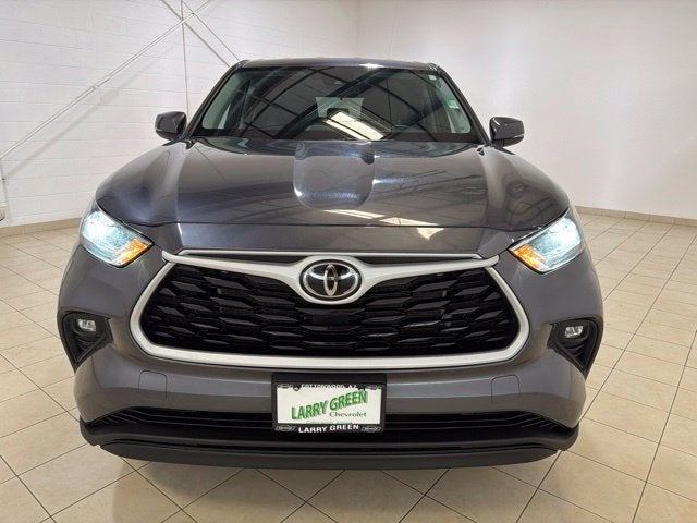2025 Toyota Highlander LE