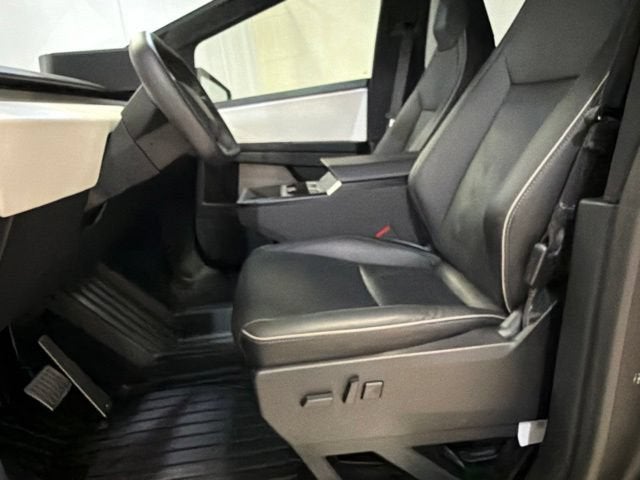 2024 Tesla Cybertruck Base