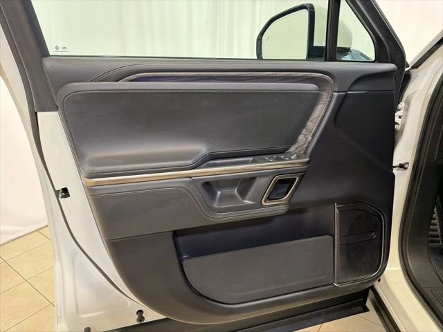 2023 RIVIAN R1S Adventure