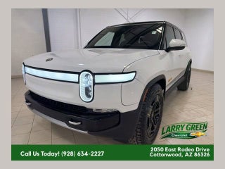 2023 RIVIAN R1S Adventure