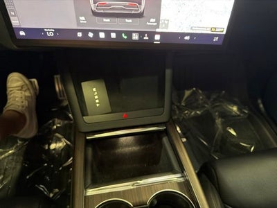 2024 Tesla Model X Base