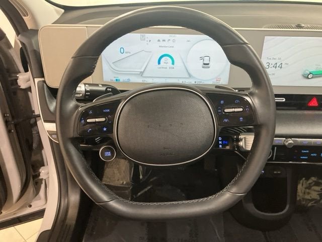 2024 Hyundai IONIQ 5 SE Standard Range