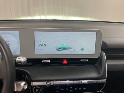 2024 Hyundai IONIQ 5 SE Standard Range
