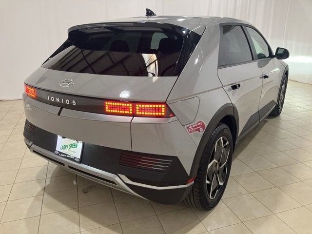 2024 Hyundai IONIQ 5 SE Standard Range