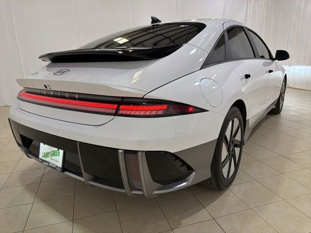 2025 Hyundai IONIQ 6 SE