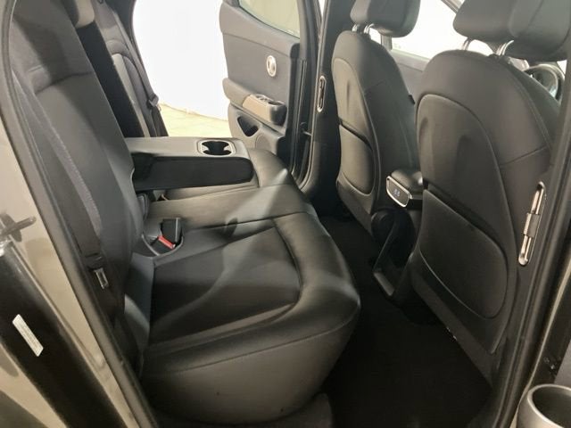 2024 Genesis GV60 Standard