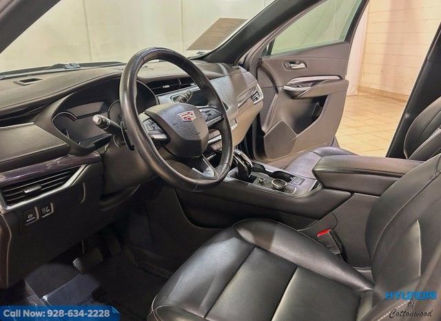2022 Cadillac XT4 Luxury