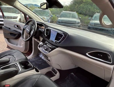 2020 Chrysler Pacifica Touring L Plus