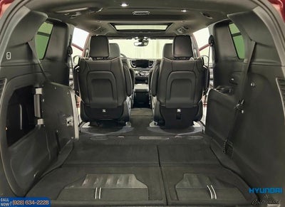 2023 Chrysler Pacifica Hybrid Limited
