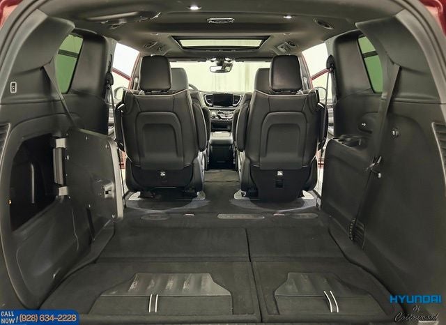 2023 Chrysler Pacifica Hybrid Limited