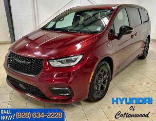 2023 Chrysler Pacifica Hybrid Limited