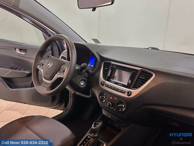 2022 Hyundai Accent SE