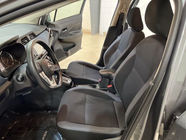 2023 Nissan Versa 1.6 SV