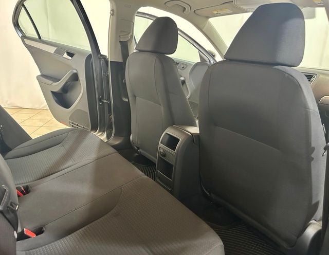 2015 Volkswagen Jetta 1.8T SE