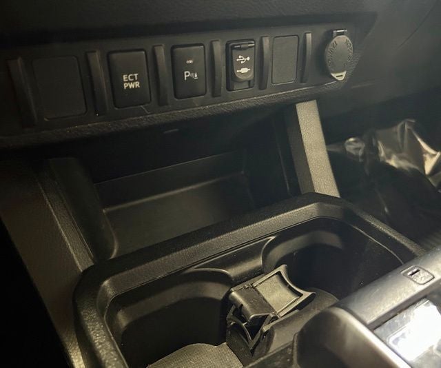 2018 Toyota Tacoma SR5 V6