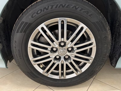 2019 Toyota Prius Base