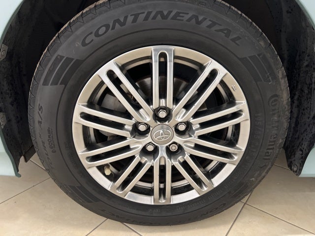 2019 Toyota Prius Base