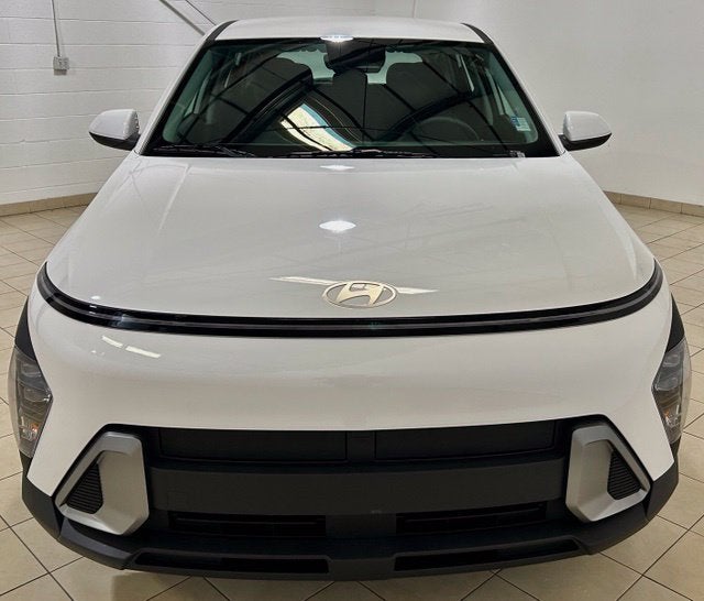 2027 Hyundai Kona SE