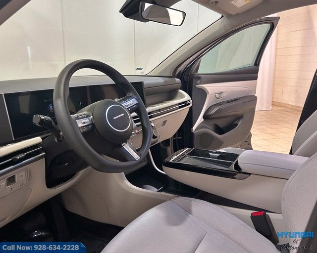 2026 Hyundai Tucson Hybrid Blue SE