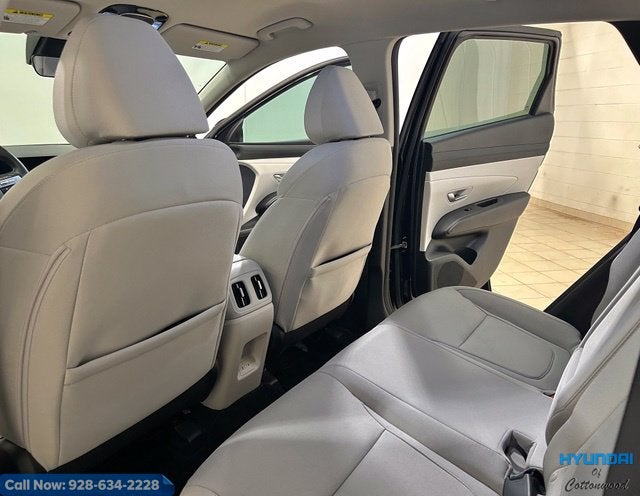 2026 Hyundai Tucson Hybrid Blue SE