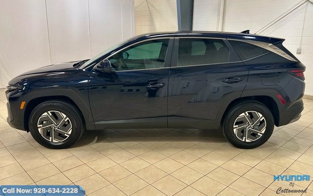 2026 Hyundai Tucson Hybrid Blue SE