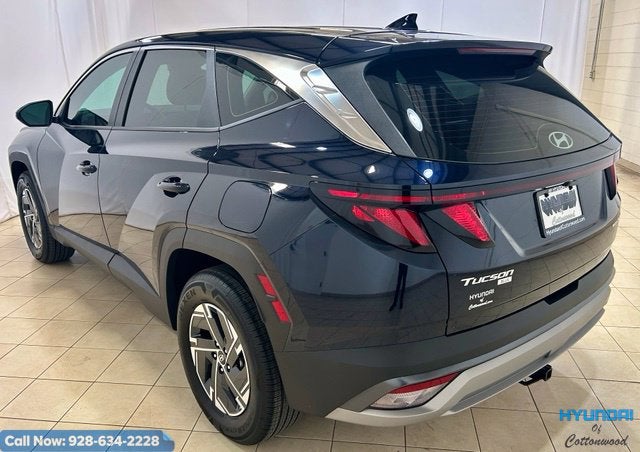 2026 Hyundai Tucson Hybrid Blue SE