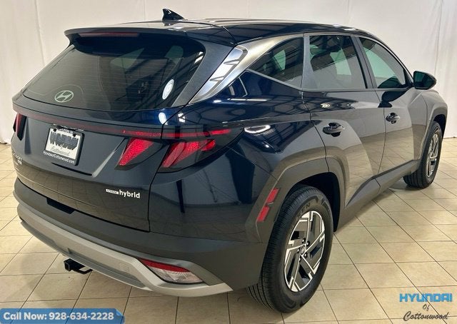 2026 Hyundai Tucson Hybrid Blue SE
