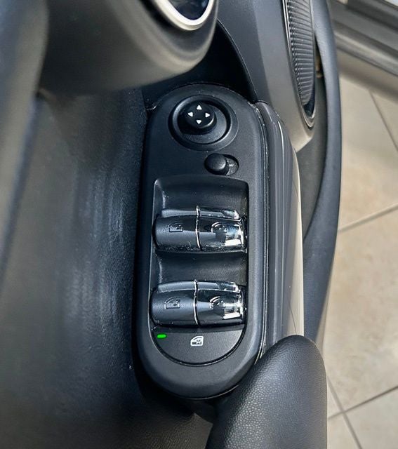 2022 MINI Cooper Cooper