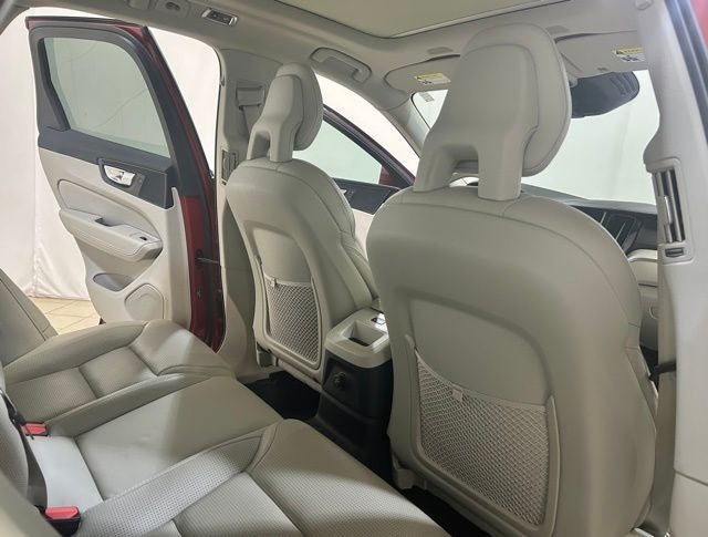 2018 Volvo XC60 Hybrid T8 Inscription