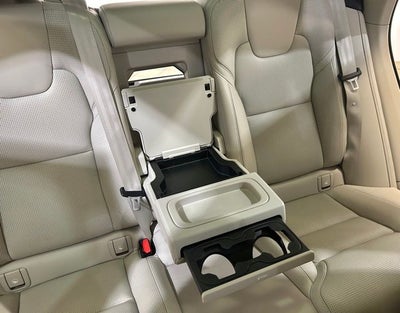 2018 Volvo XC60 Hybrid T8 Inscription