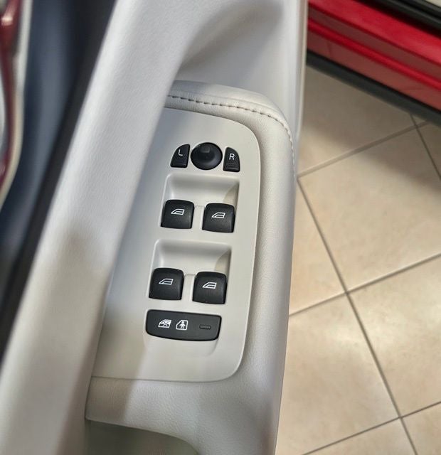 2018 Volvo XC60 Hybrid T8 Inscription