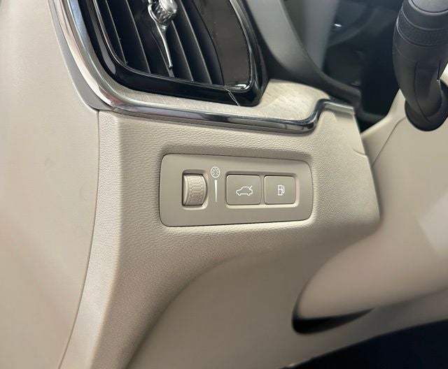 2018 Volvo XC60 Hybrid T8 Inscription