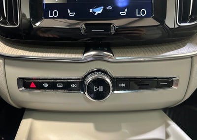 2018 Volvo XC60 Hybrid T8 Inscription