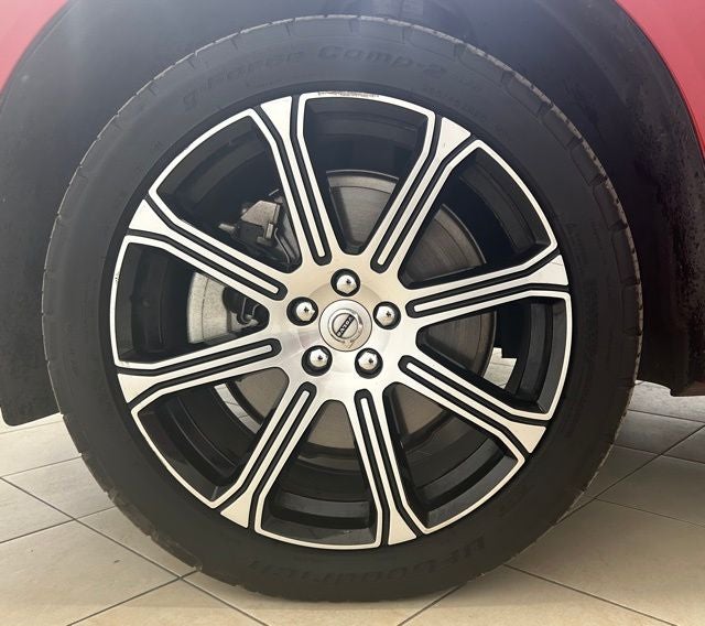 2018 Volvo XC60 Hybrid T8 Inscription