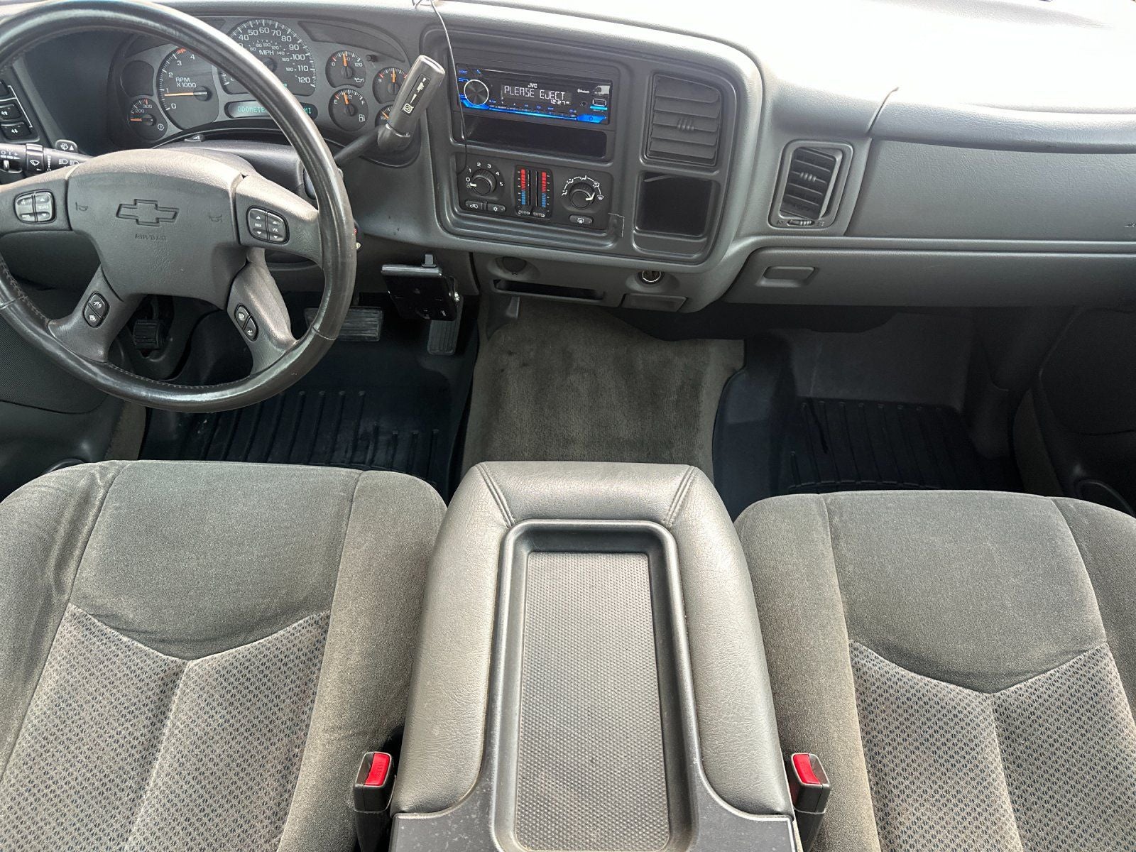 2004 Chevrolet Silverado 2500HD LS