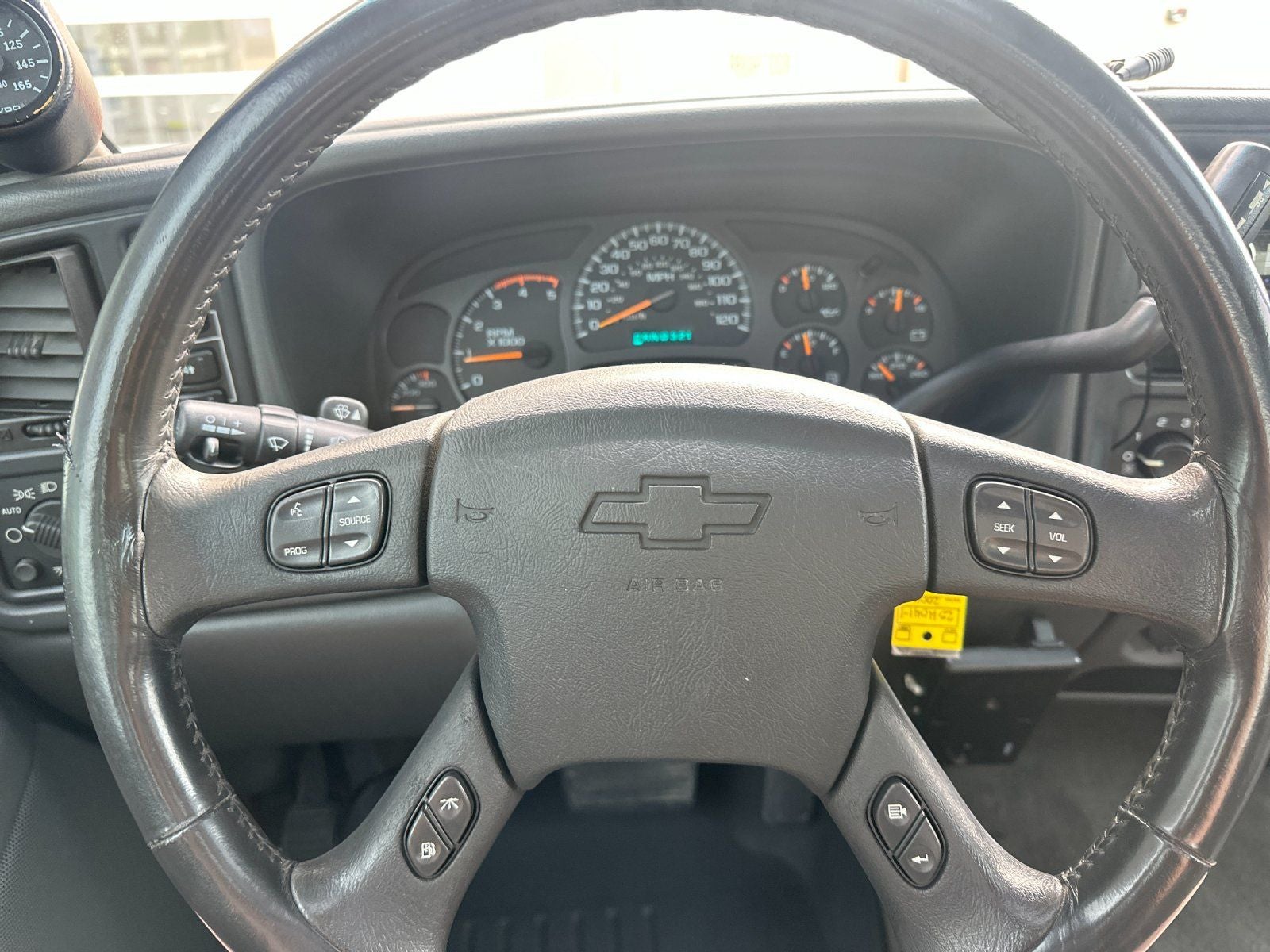 2004 Chevrolet Silverado 2500HD LS