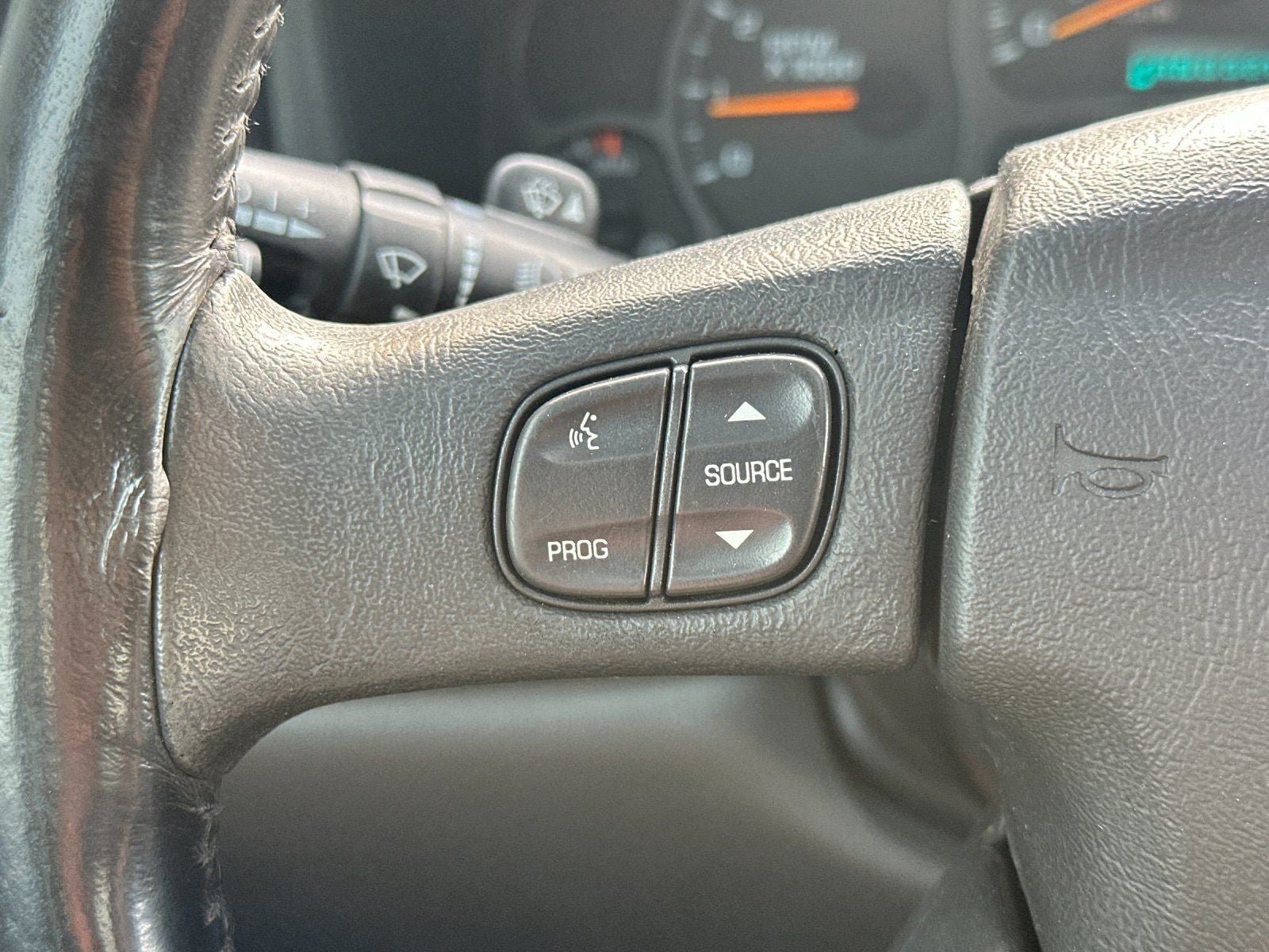 2004 Chevrolet Silverado 2500HD LS