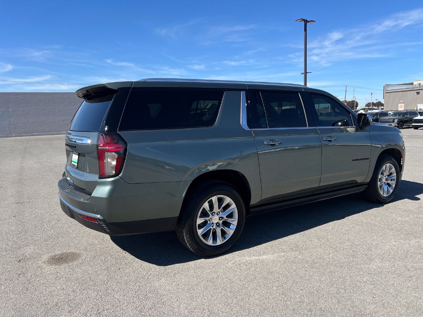 2023 Chevrolet Suburban Premier