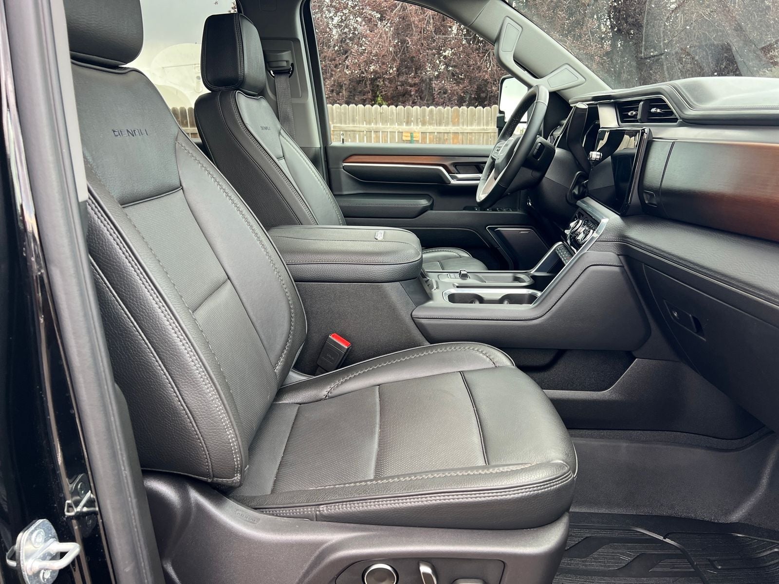2024 GMC Sierra 3500HD Denali